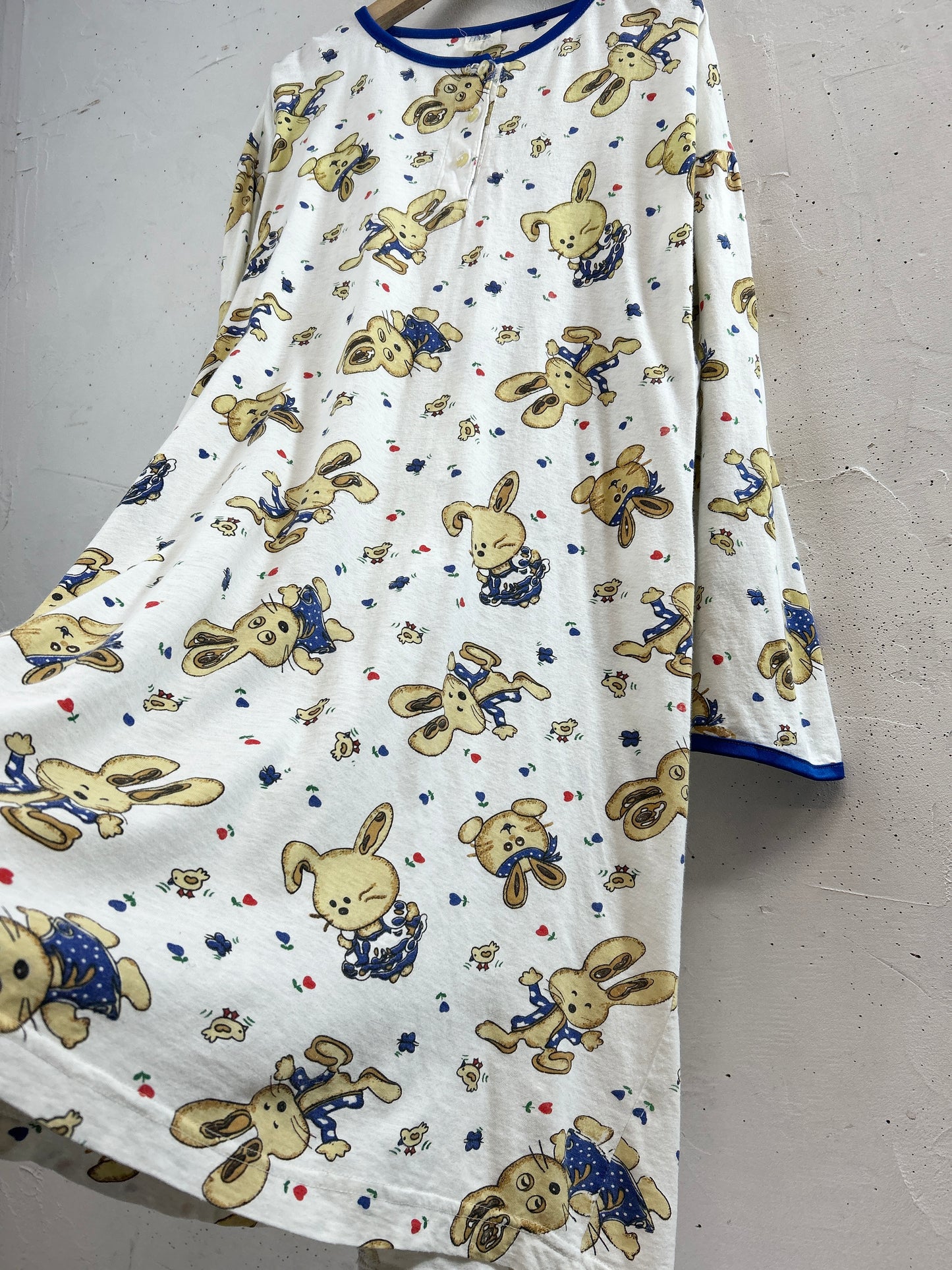 Vintage Sleep Wear [B31524]
