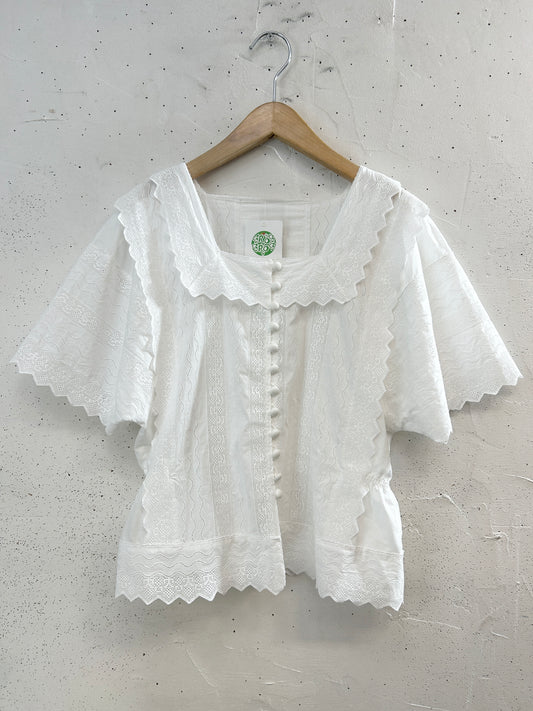 Vintage White Blouse [J34318]