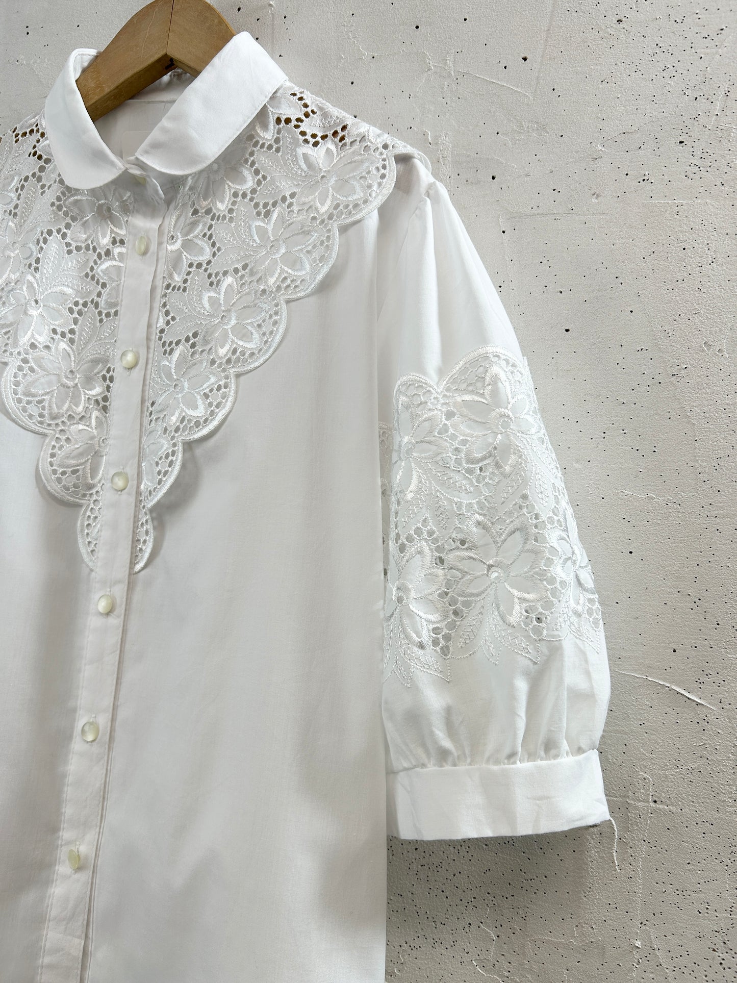 Vintage White Blouse [H33354]