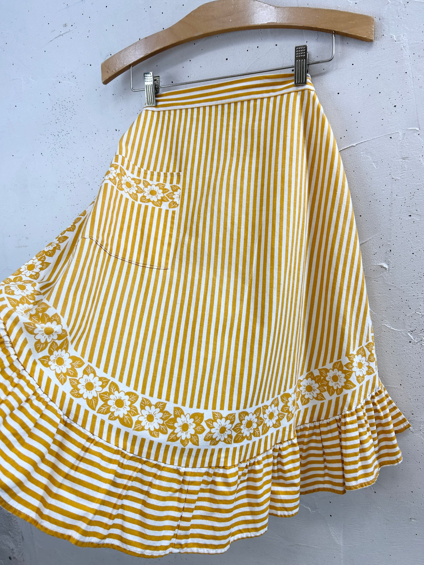 Vintage Apron [H33547]