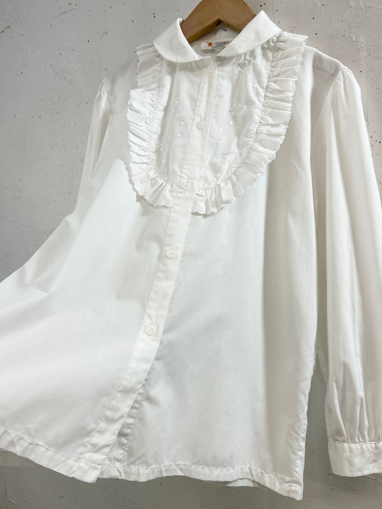 Vintage White Blouse [F32612]