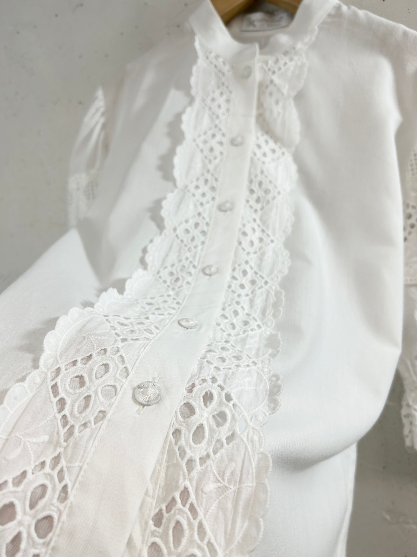 Vintage Tyrol Blouse [F32614]