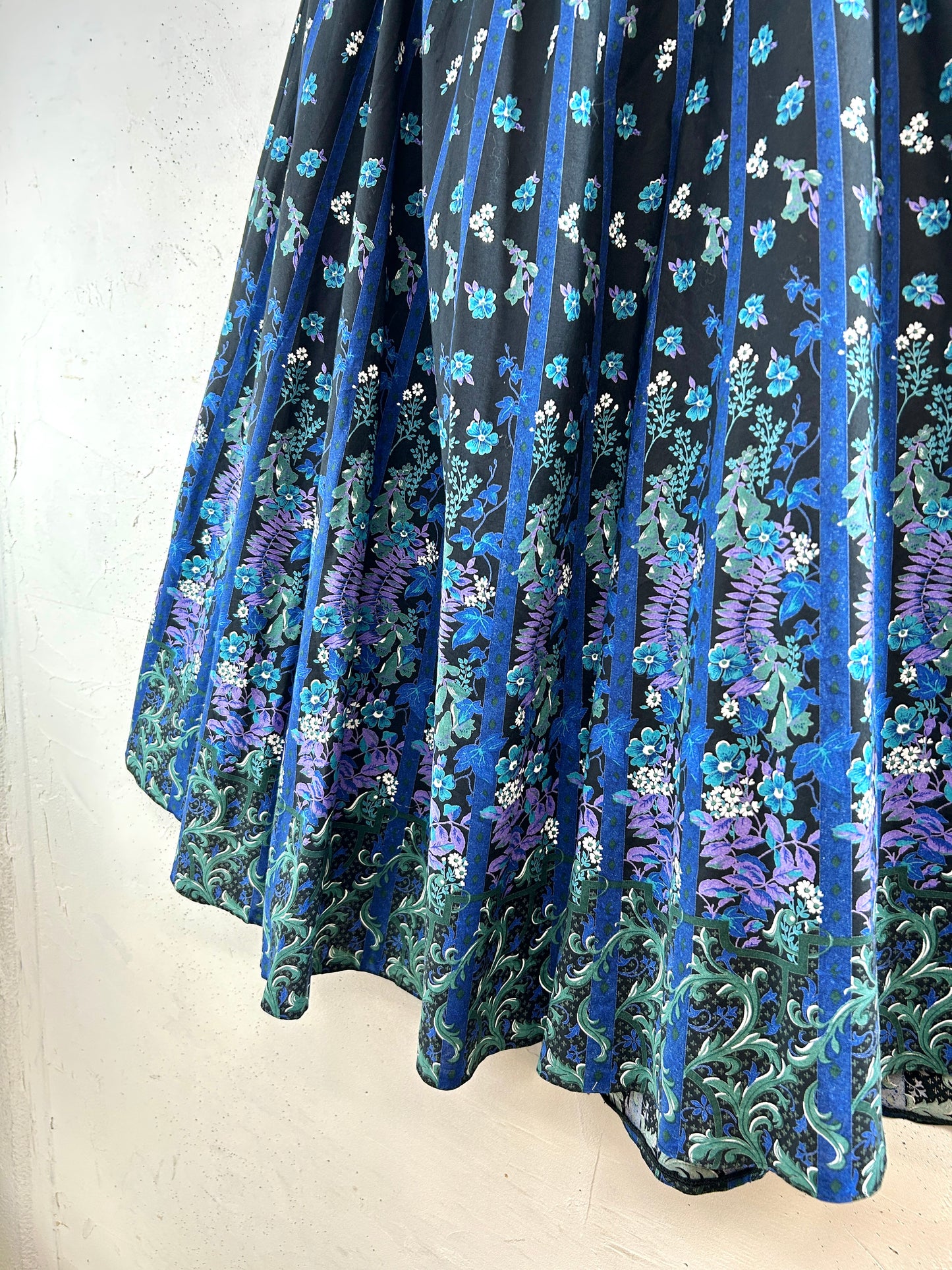 Vintage Tyrol Skirt [F32599]