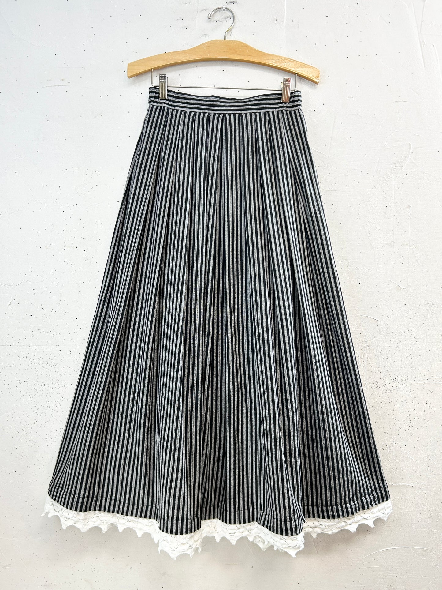Vintage Tyrol Skirt [A31338]