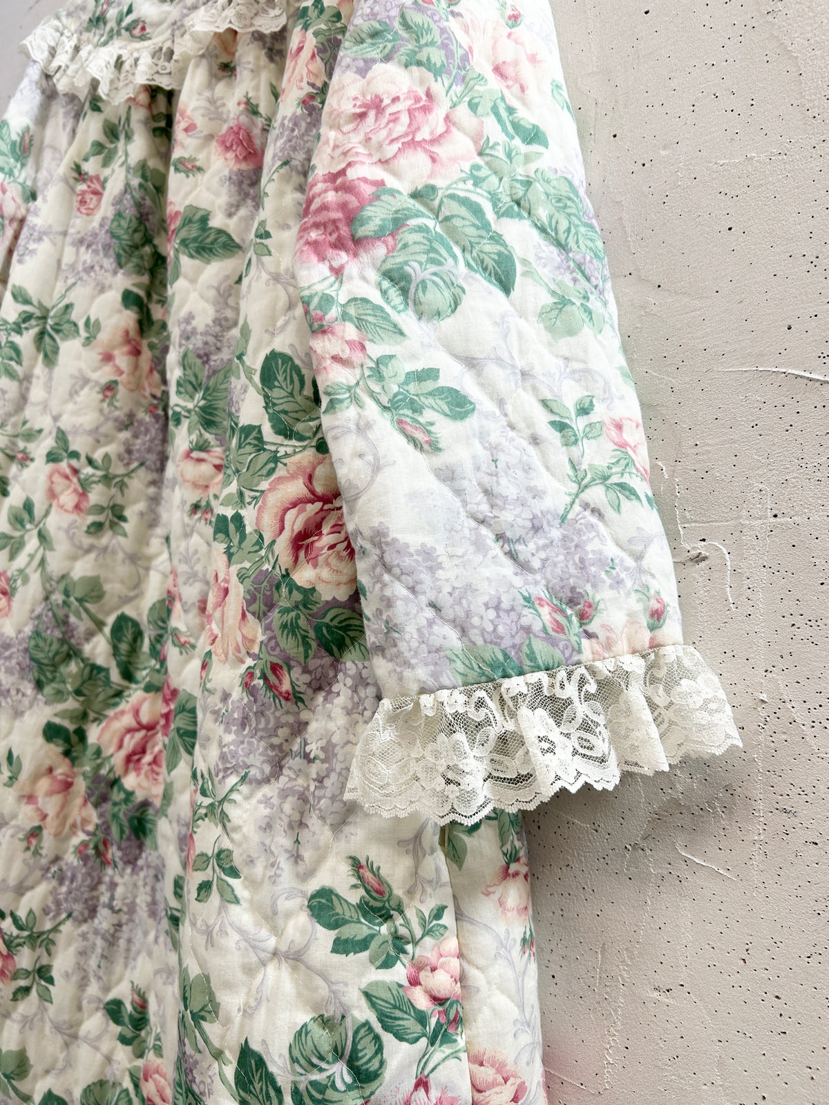 '70s Vintage Quilting Gown [J34232]