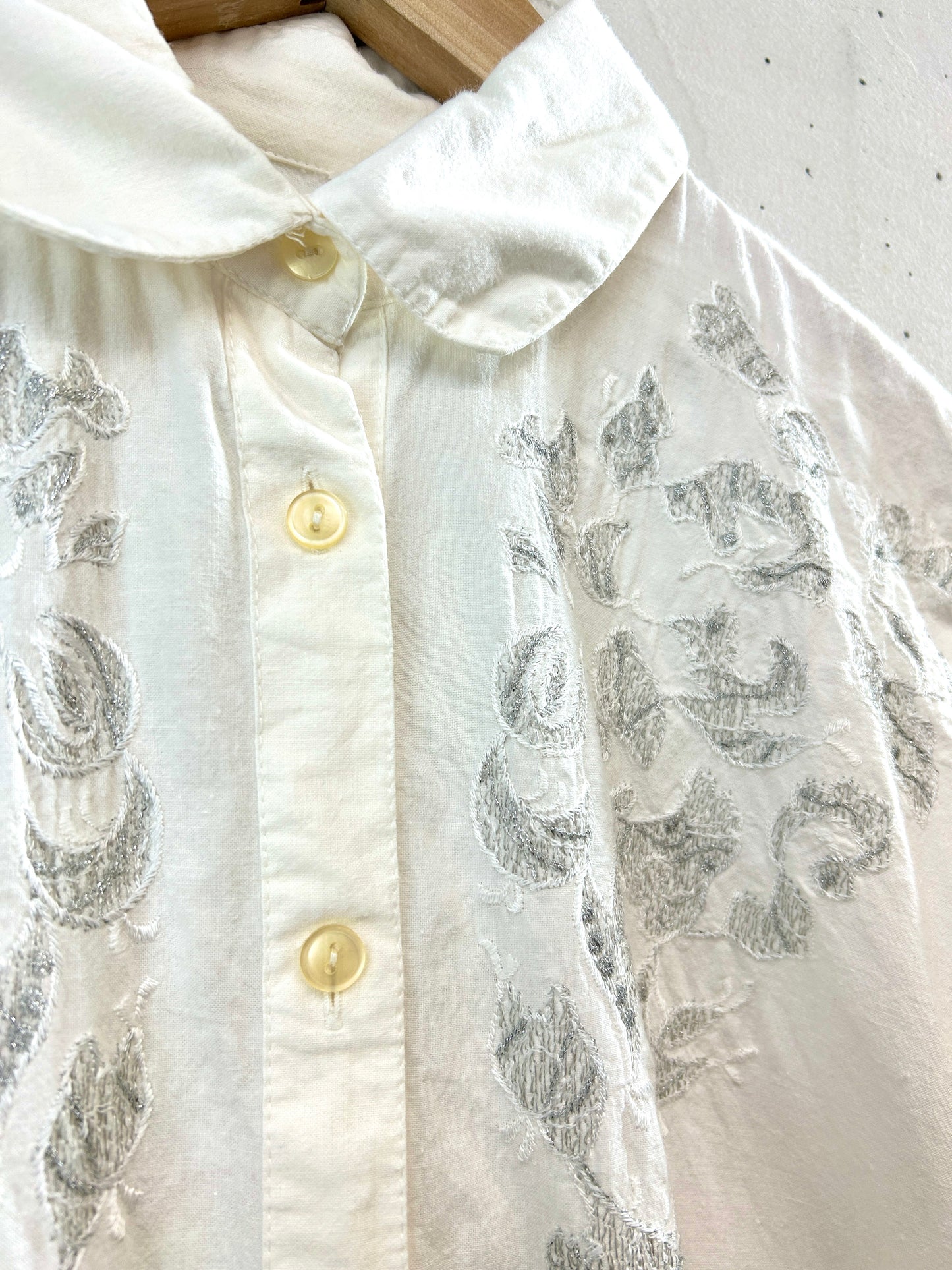 Vintage White Shirt  [L31022]