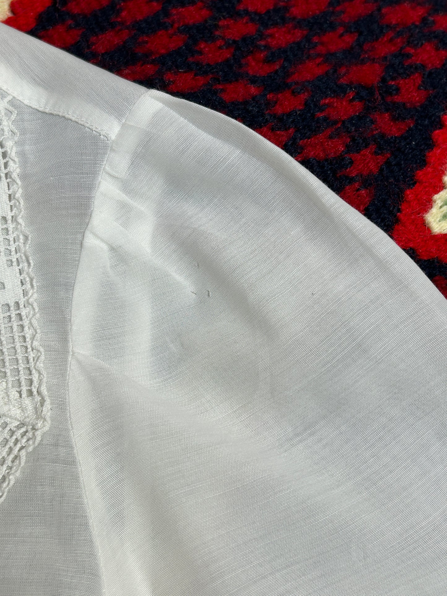 Vintage White Blouse [F32615]