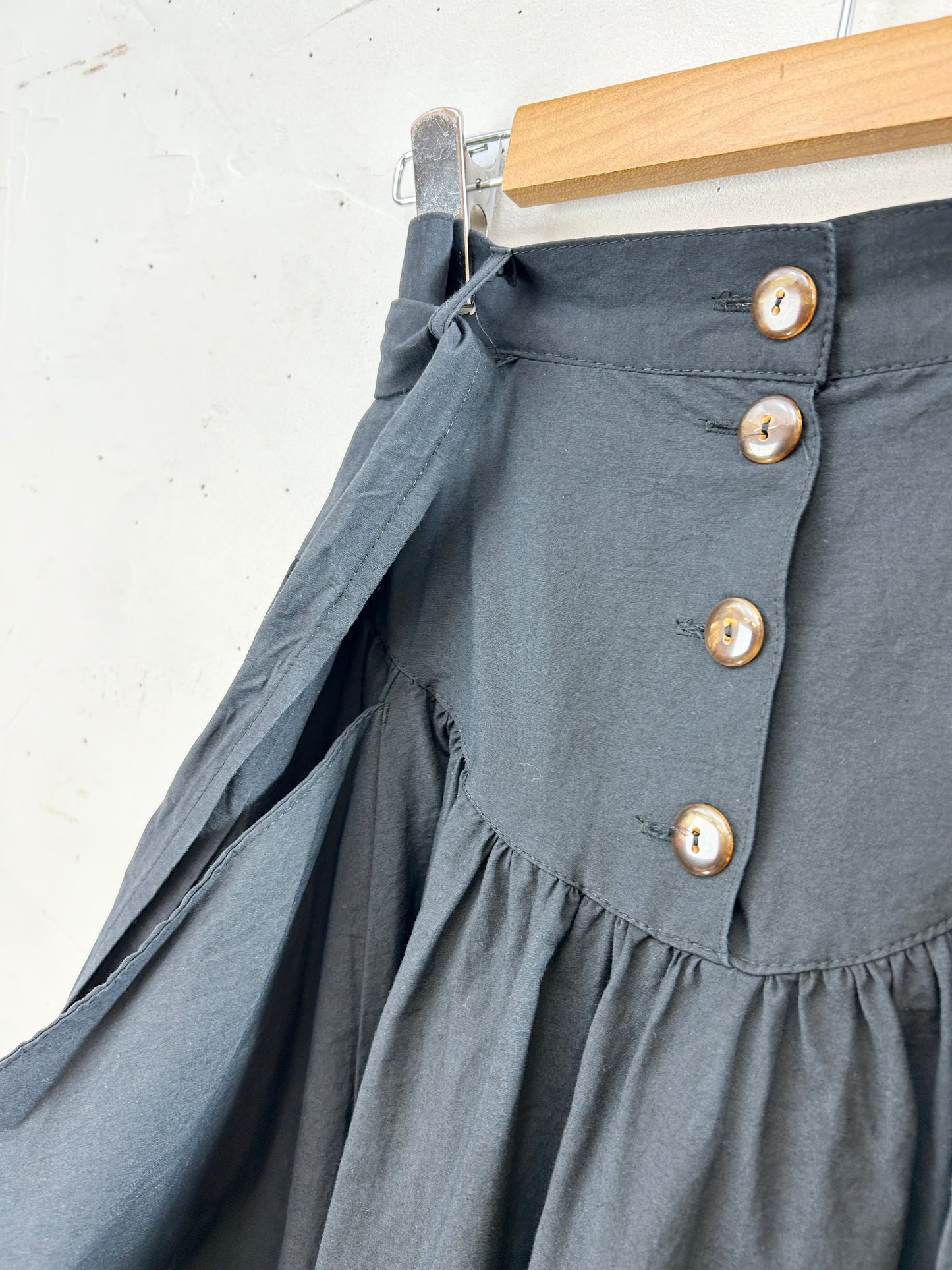 Vintage Black Skirt [H30906]