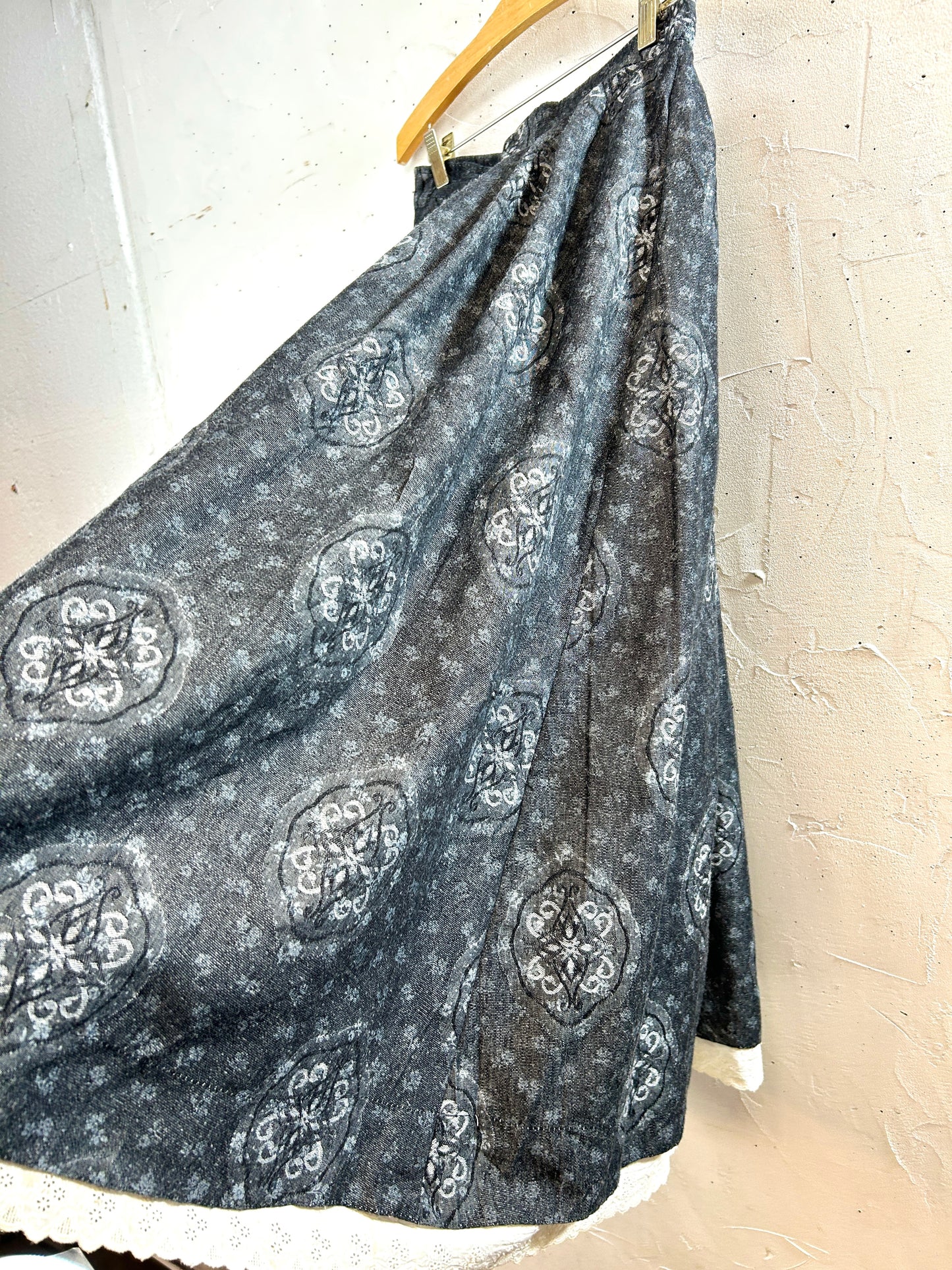 Vintage Tyrol Skirt  [J30681]