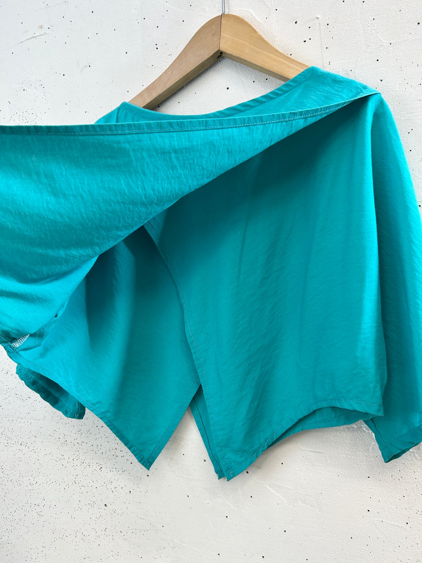 Vintage Tops [H33486]