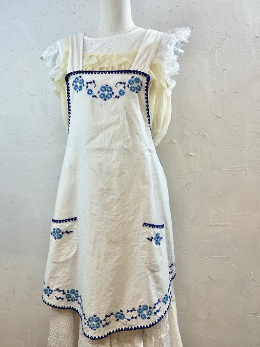 Vintage Embroidery Apron [G30718]