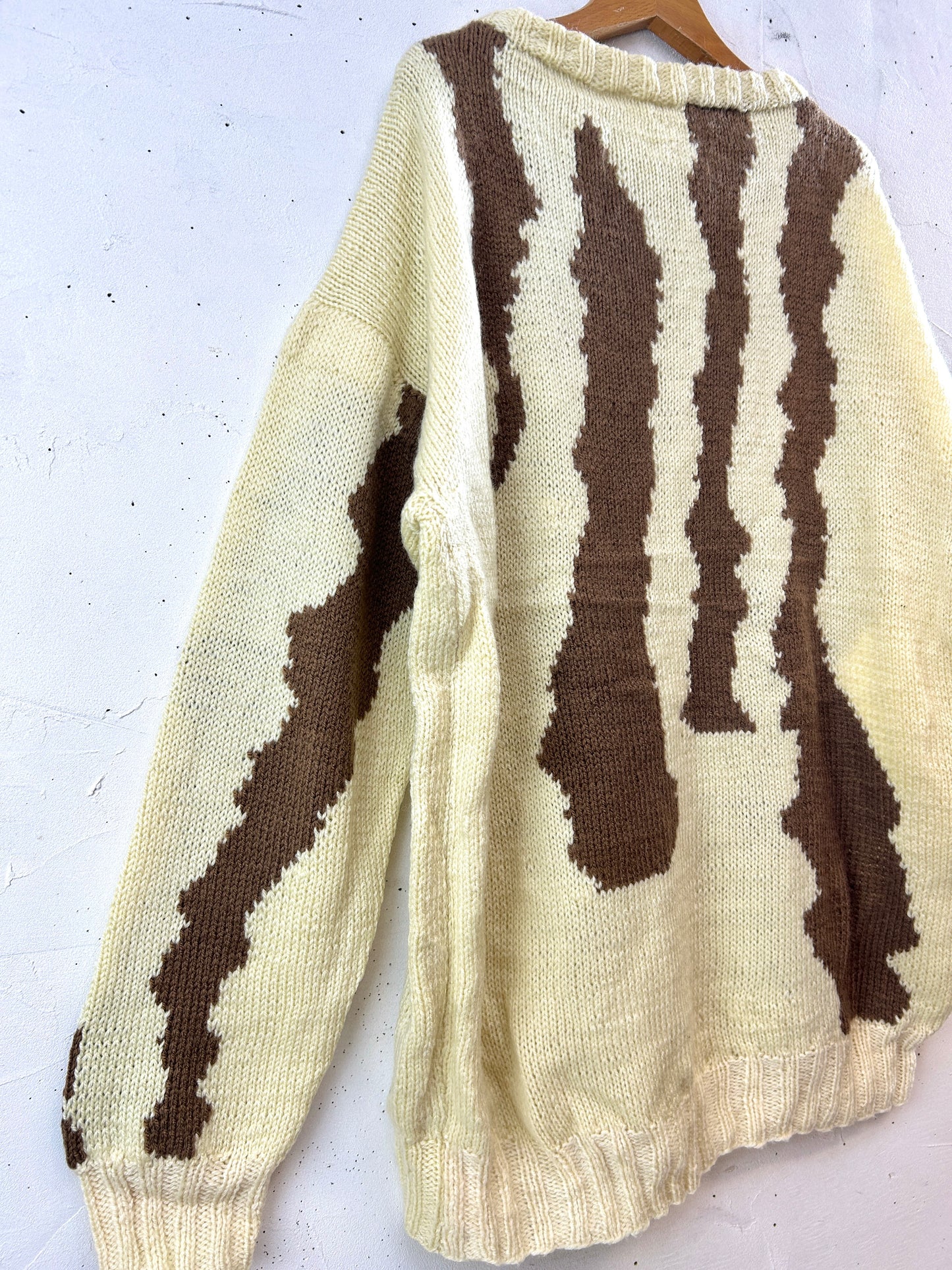 Vintage Hand Knit Sweater [J30522]
