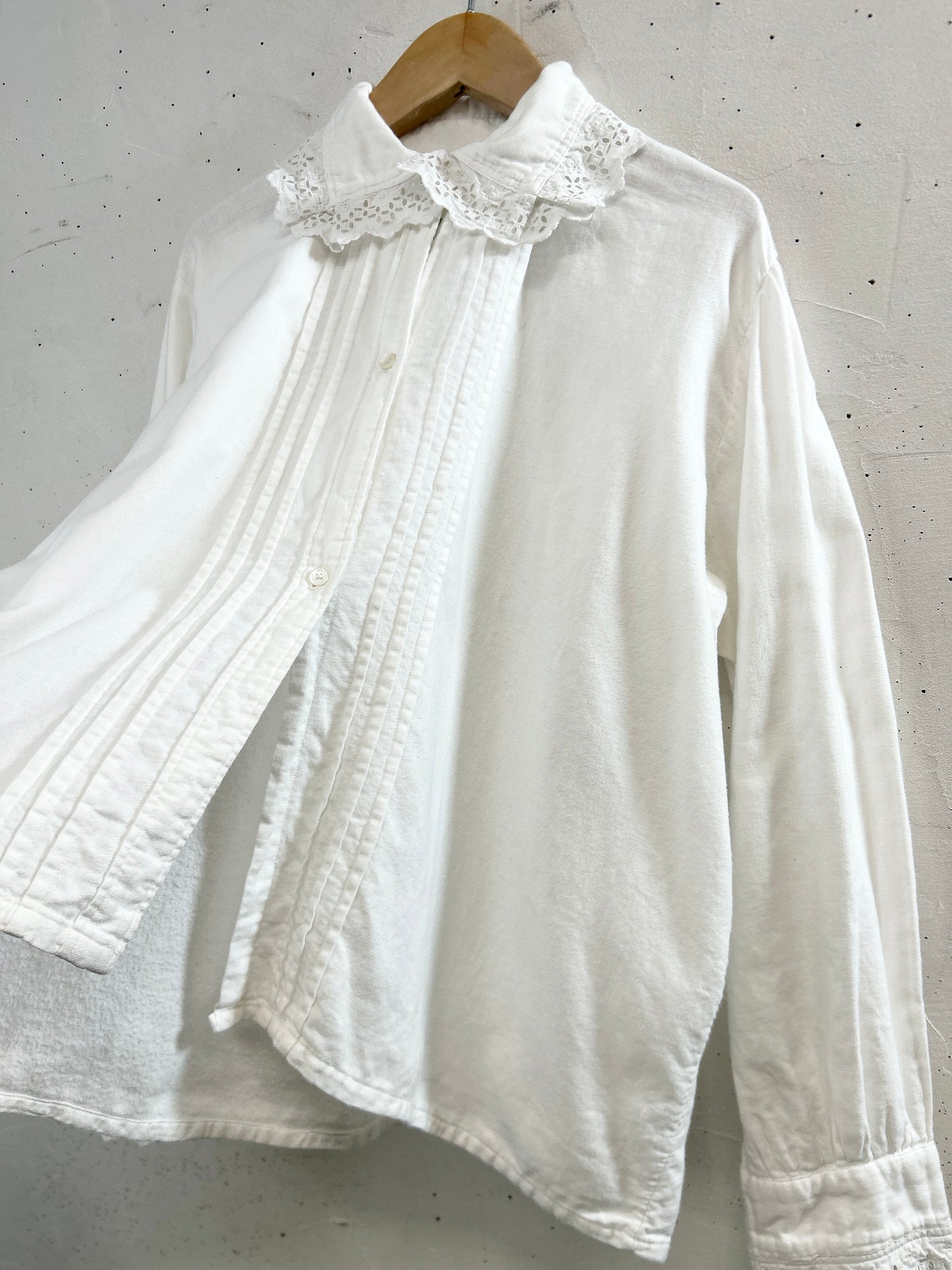 Vintage Euro Blouse [A31300]