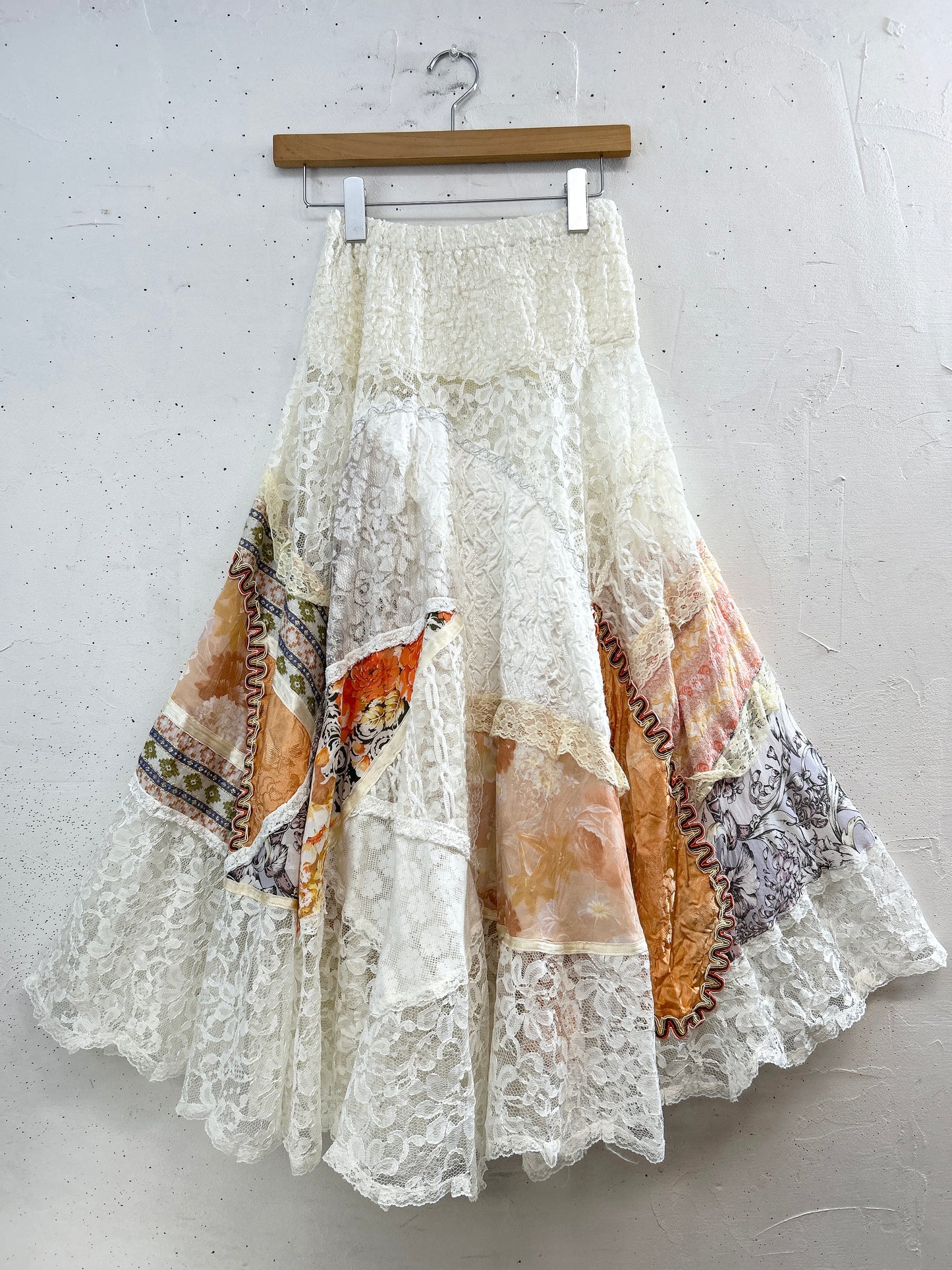 Vintage Tired Skirt MADE IN ITALY [A31200]