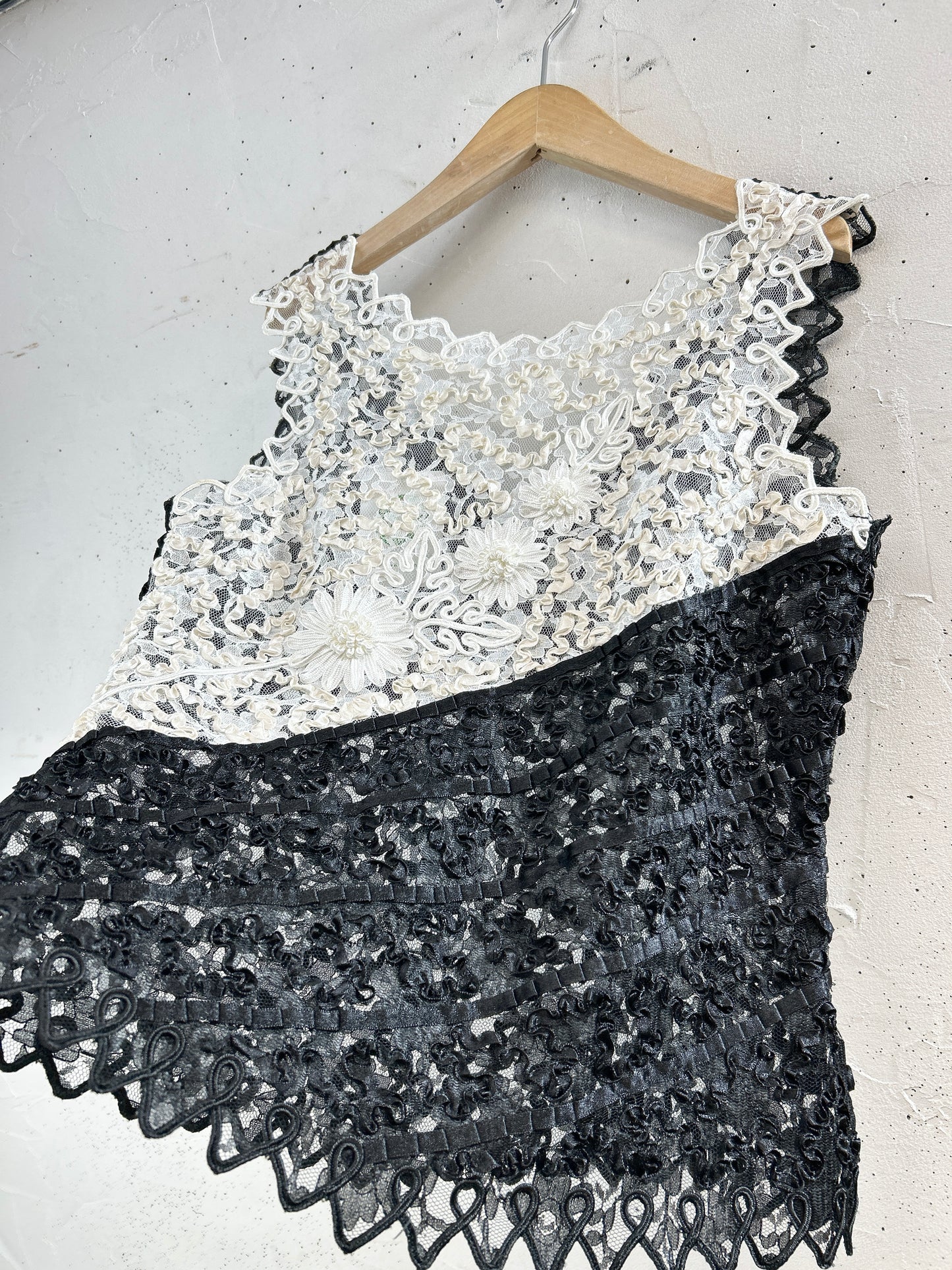 Vintage Lace Top [32857]