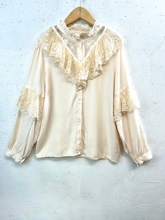 Vintage White Blouse [E32487]