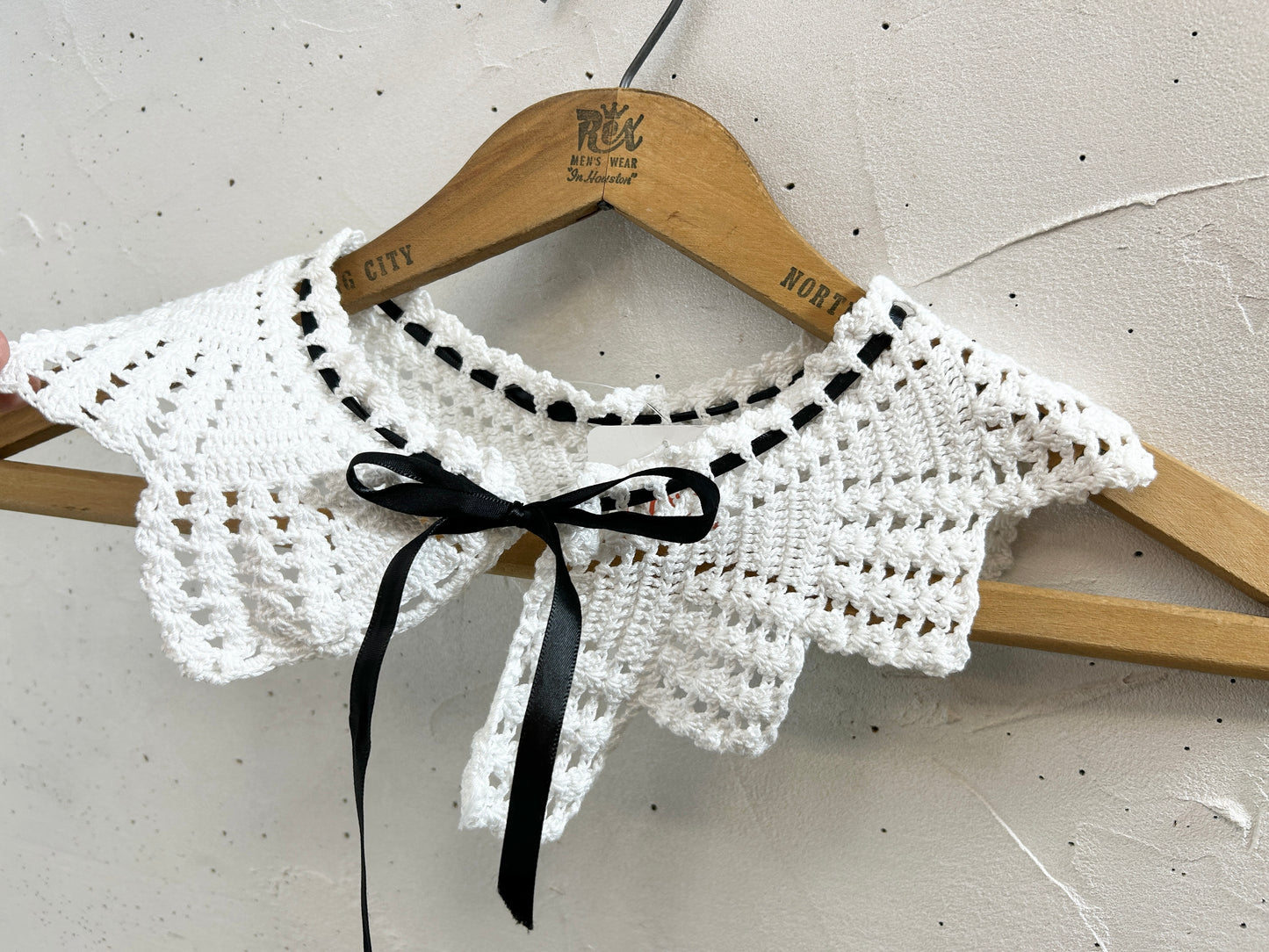 Vintage Lace Collar [J30456]