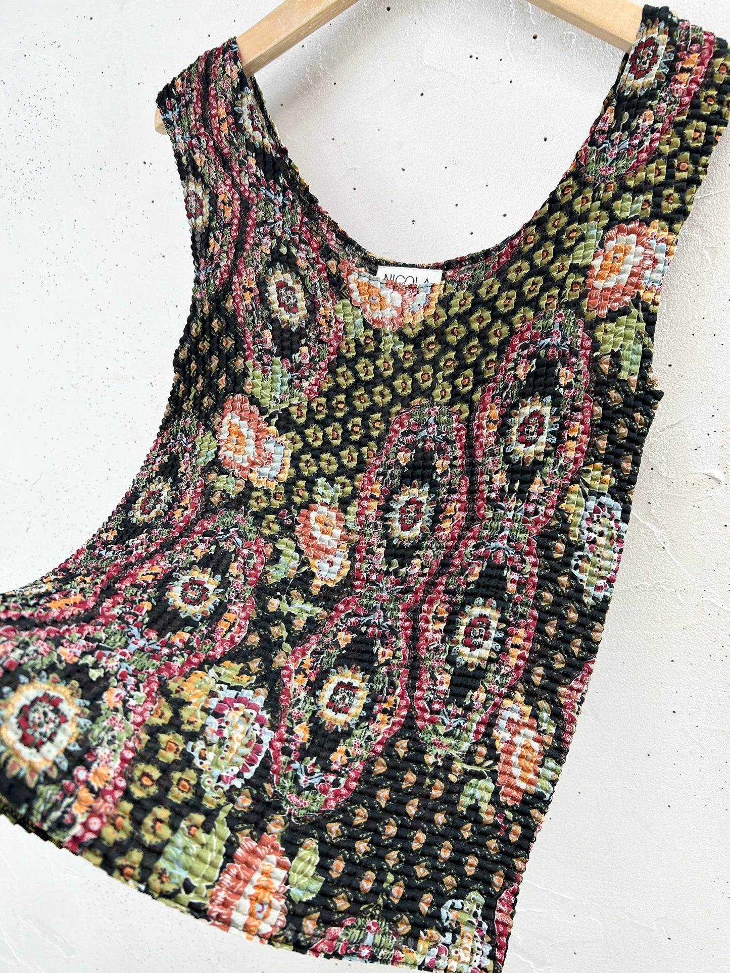 Vintage Pleats Tops [G33061]