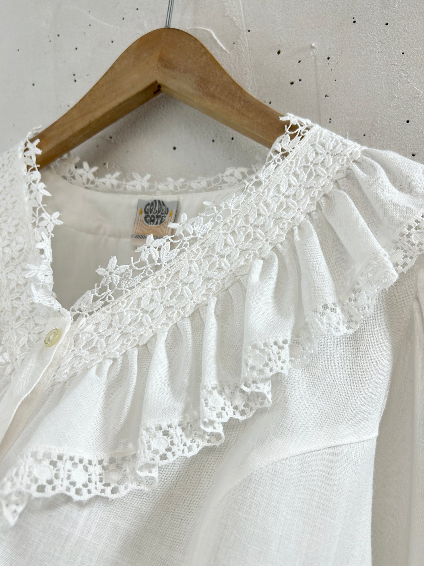 Vintage White Blouse [G32994]