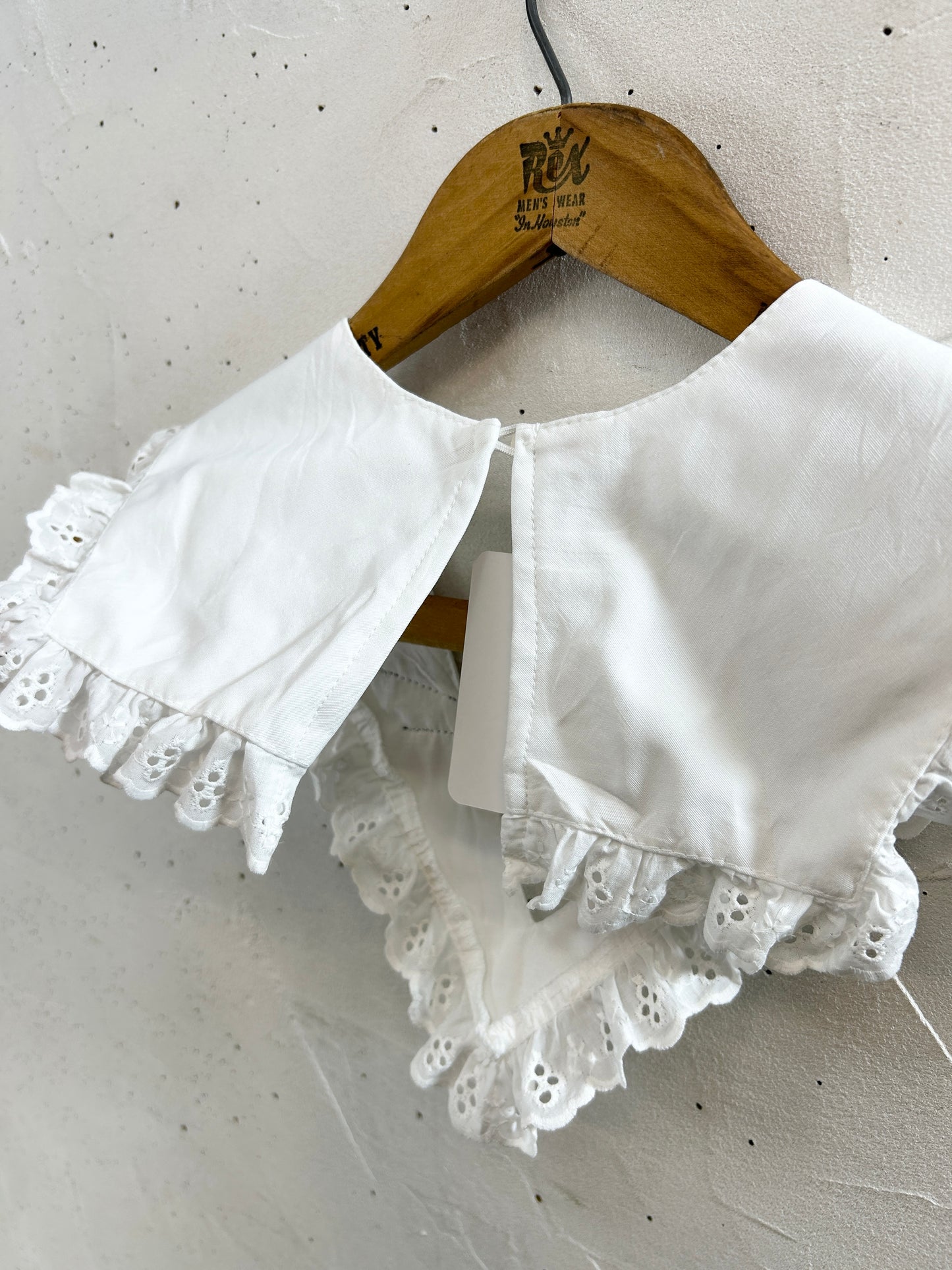 Vintage Lace Collar [J30457]