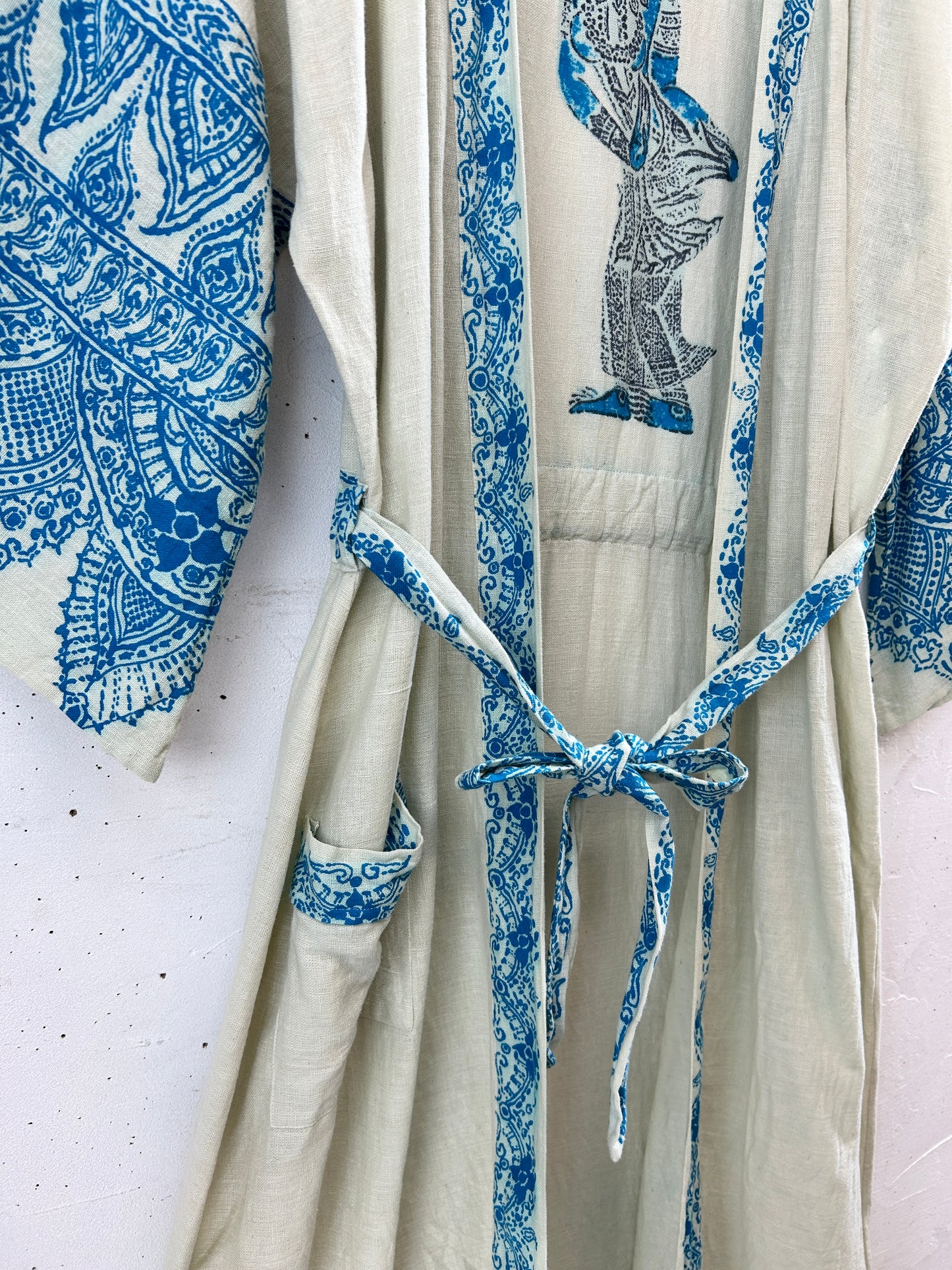 Vintage Oriental Gown [H30948]
