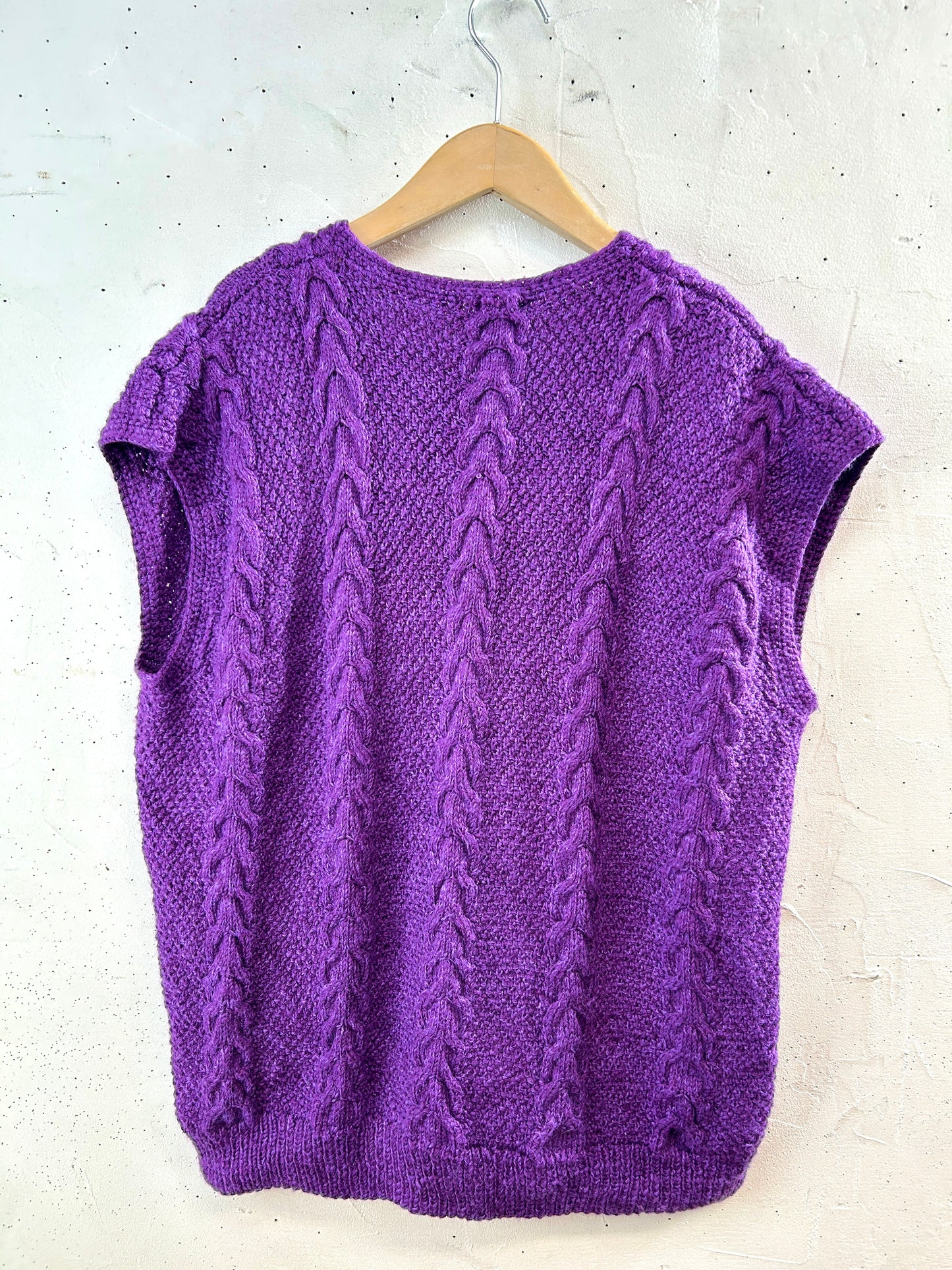 Vintage Knit Vest [J30677]