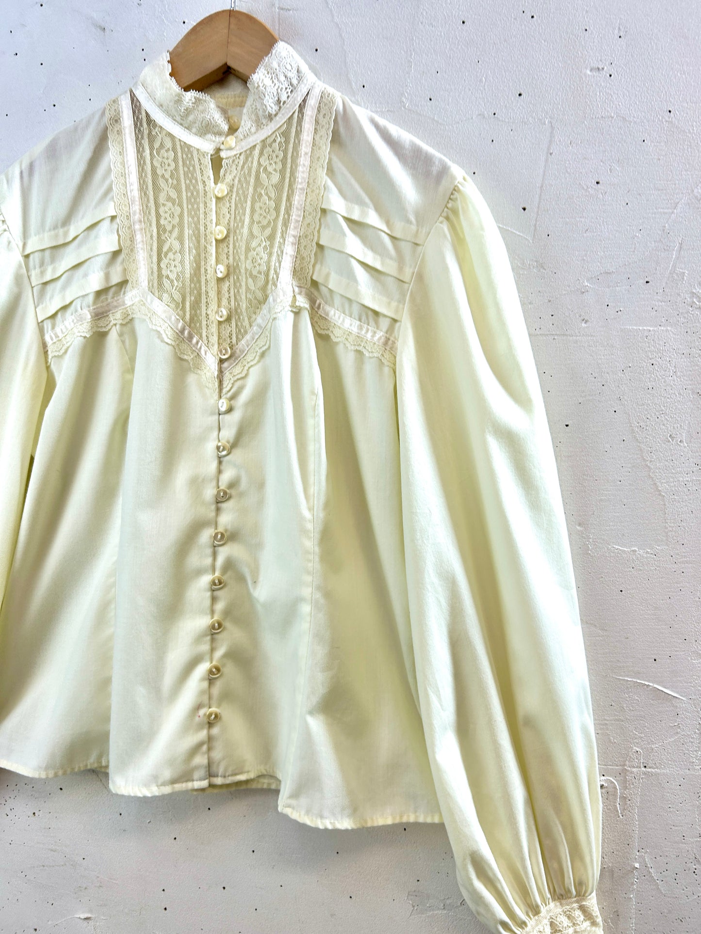 '70s Vintage White Blouse [I30322]