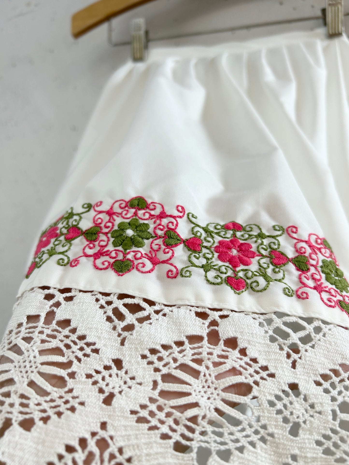 Vintage Apron [H33549]