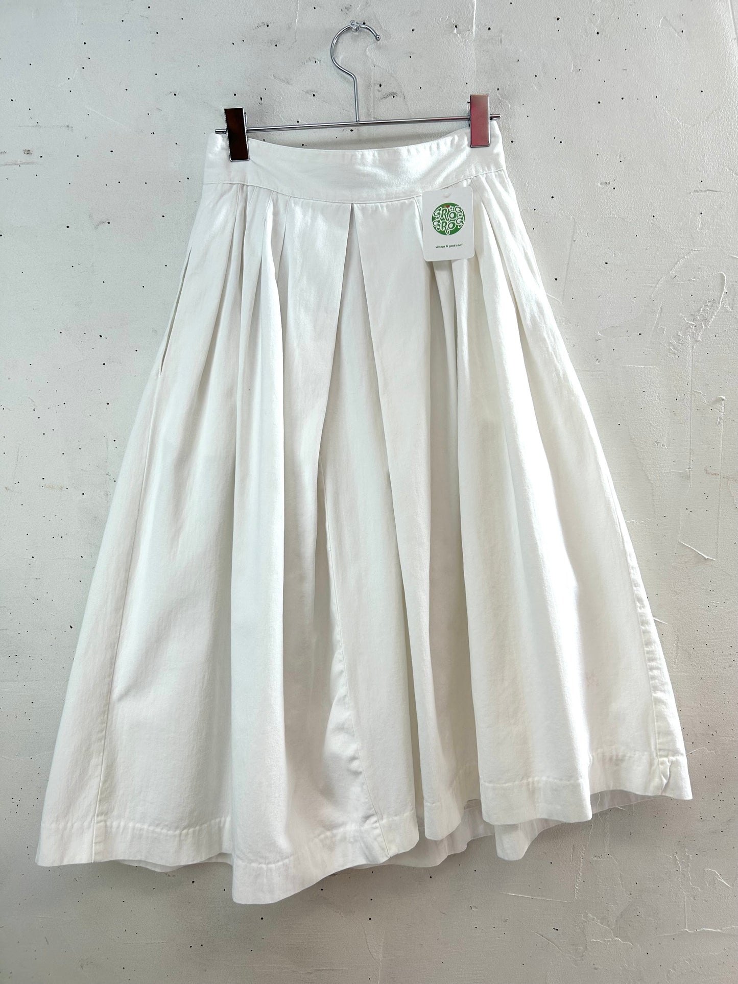 Vintage White Skirt [D29999]