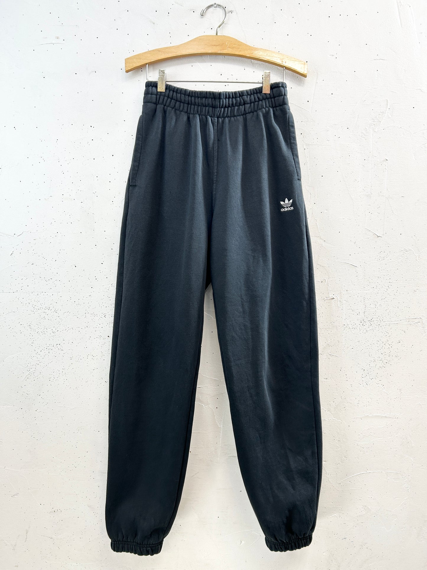Vintage Sweat Pants 〜adidas〜 [A31425]