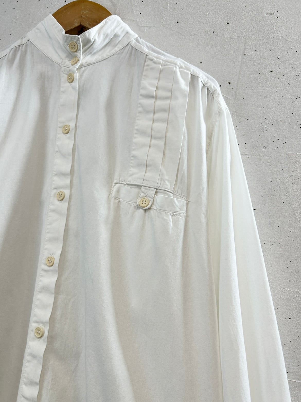 Vintage White Shirt [E32292]