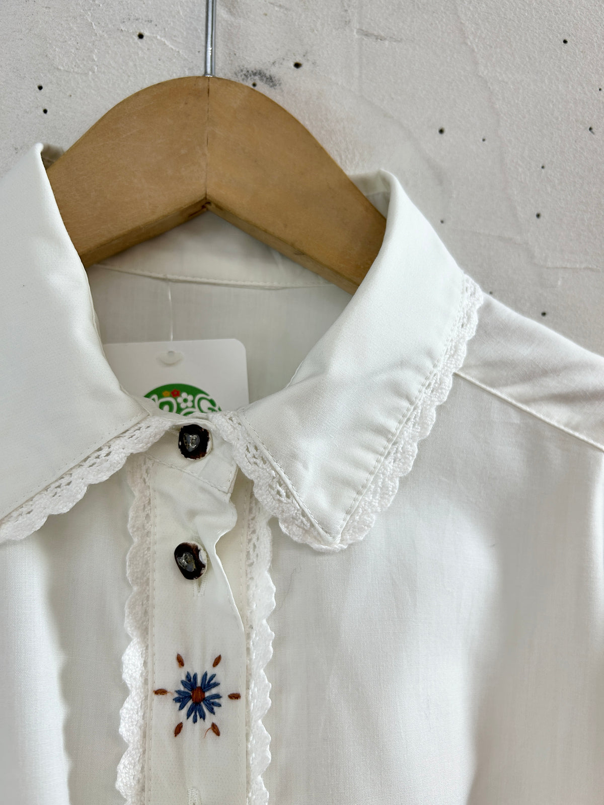 Vintage Tyrol Blouse [J34072]