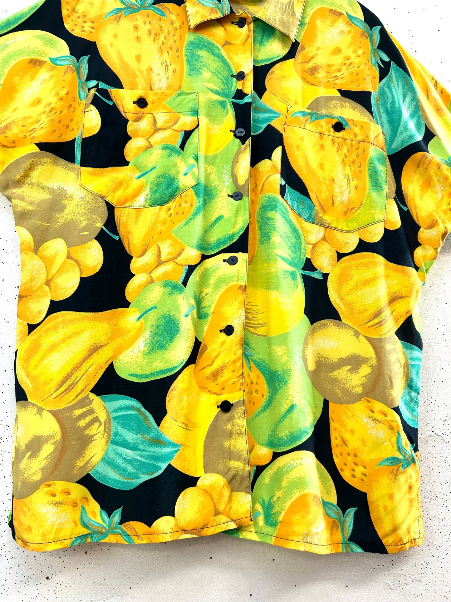 Vintage Fruit Shirt [G33200]