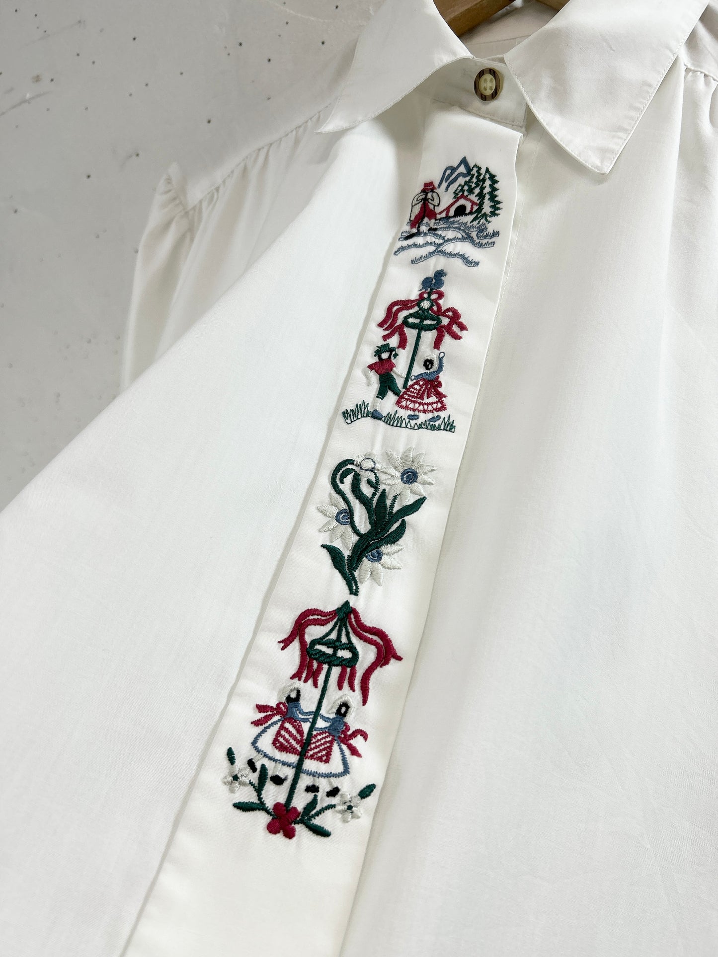 Vintage Tyrol Blouse [B31632]