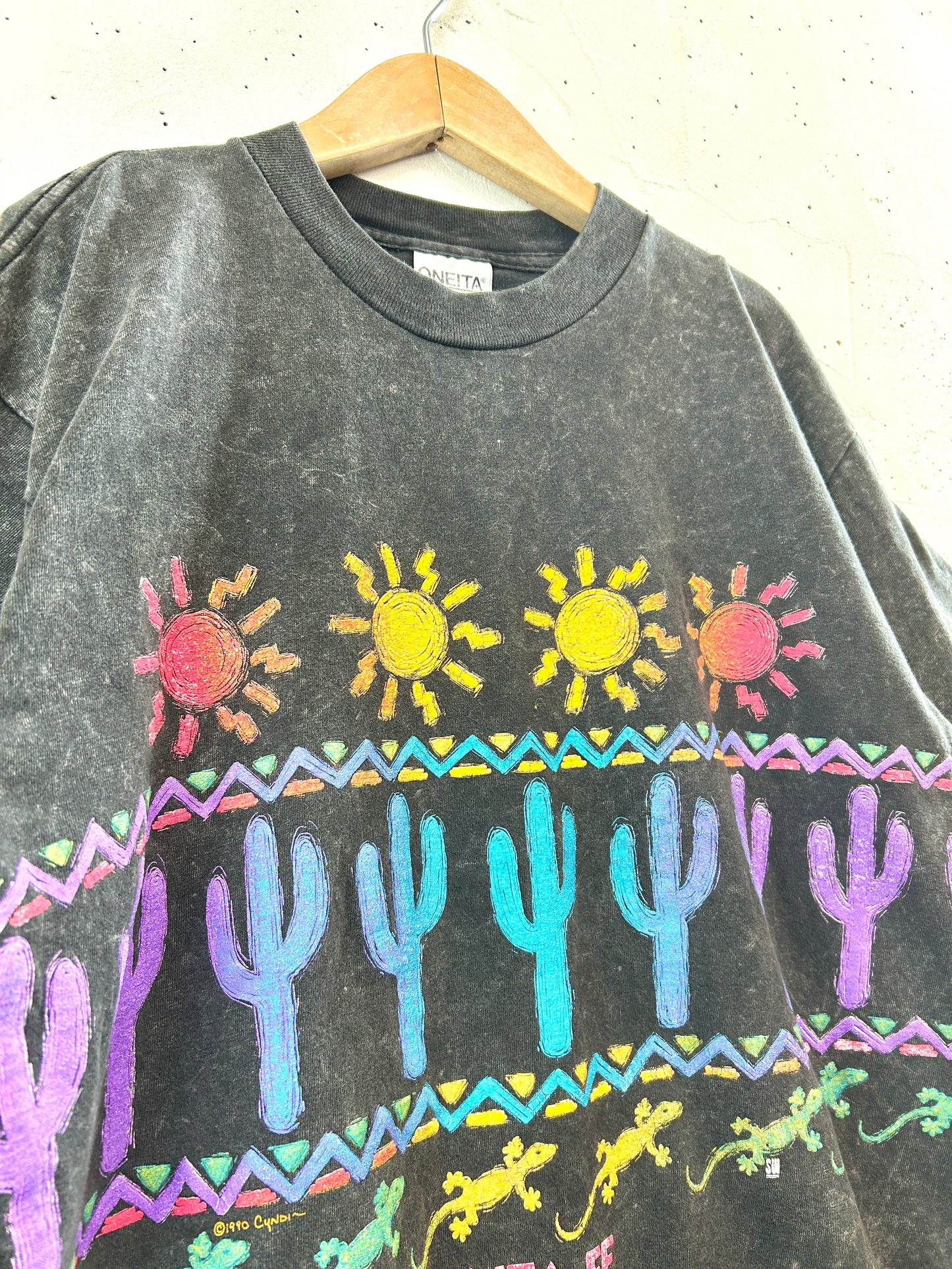 '90s Vintage T-Shirt MADE IN USA  [E32378]