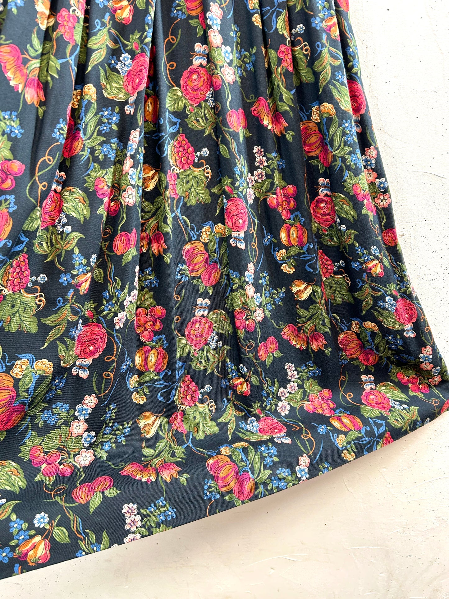 Vintage Skirt [A31396]