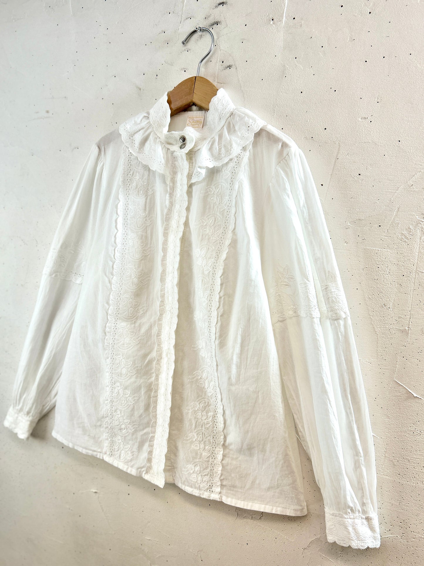 Vintage White Blouse [J30657］