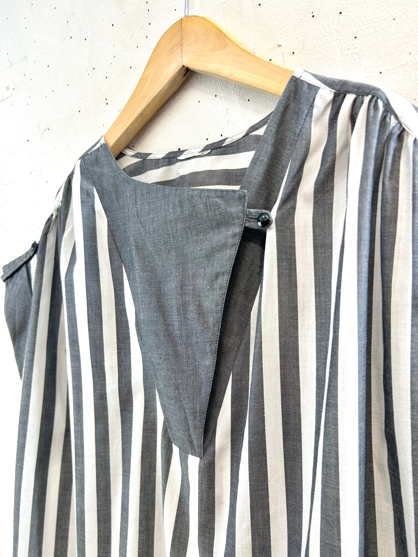 Vintage Tops [D32235]