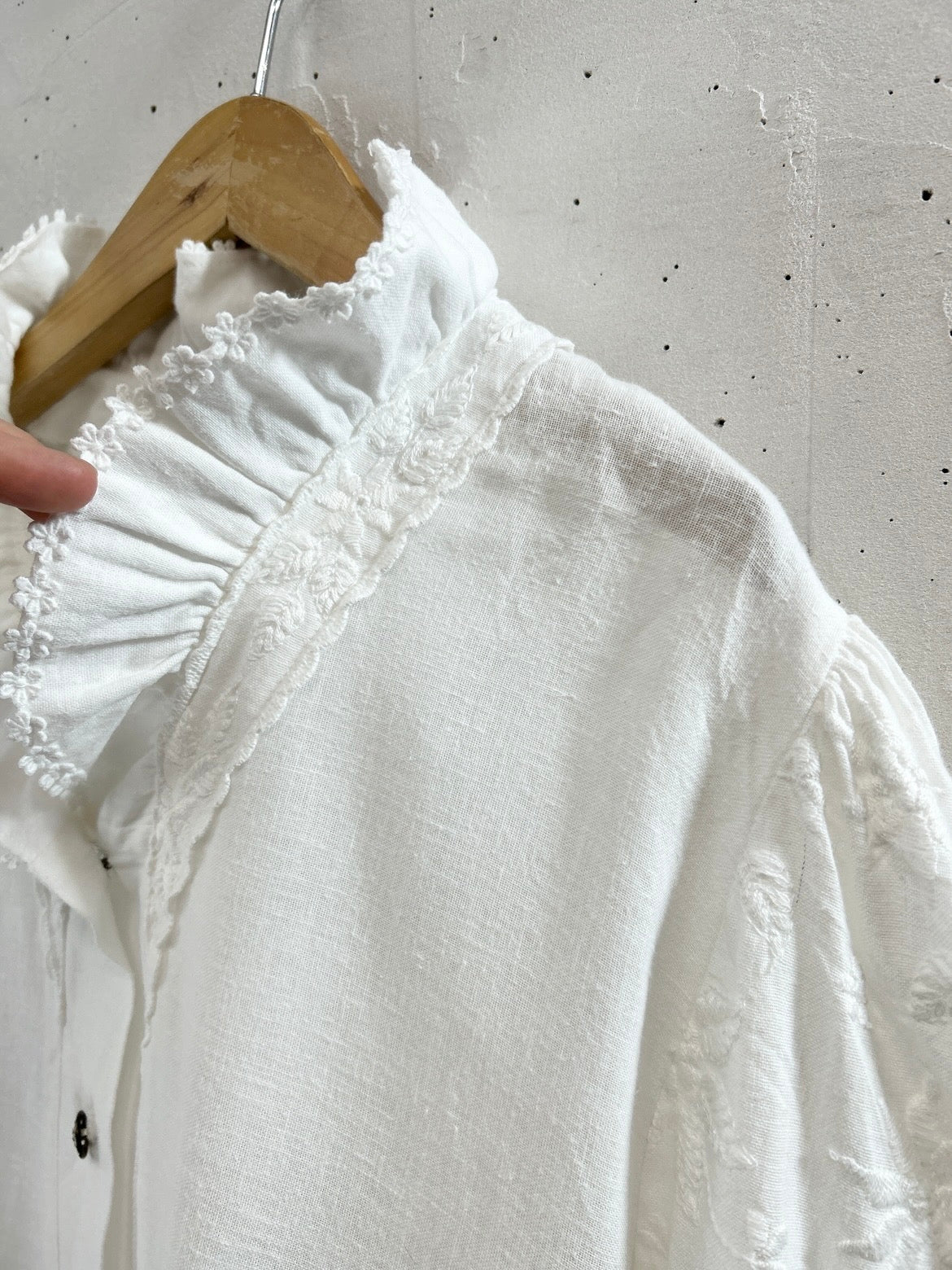 Vintage Tyrol White Blouse [D32079]