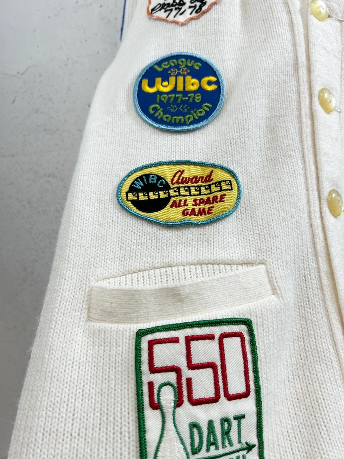 '70s Vintage Patch Cardigan [D32074]