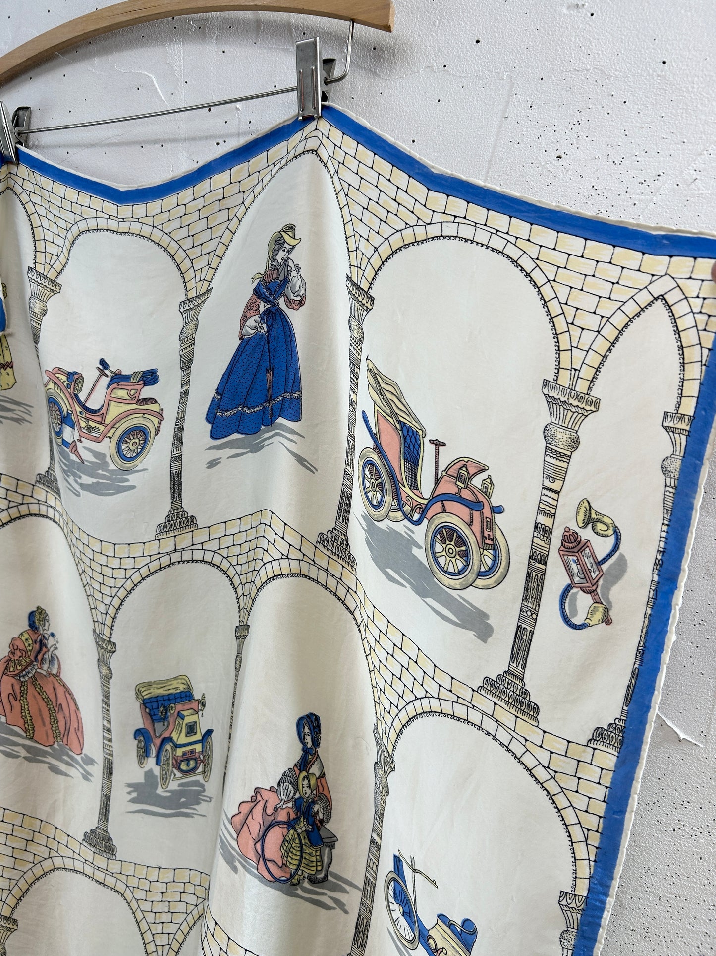 Vintage Scarf [G33297]