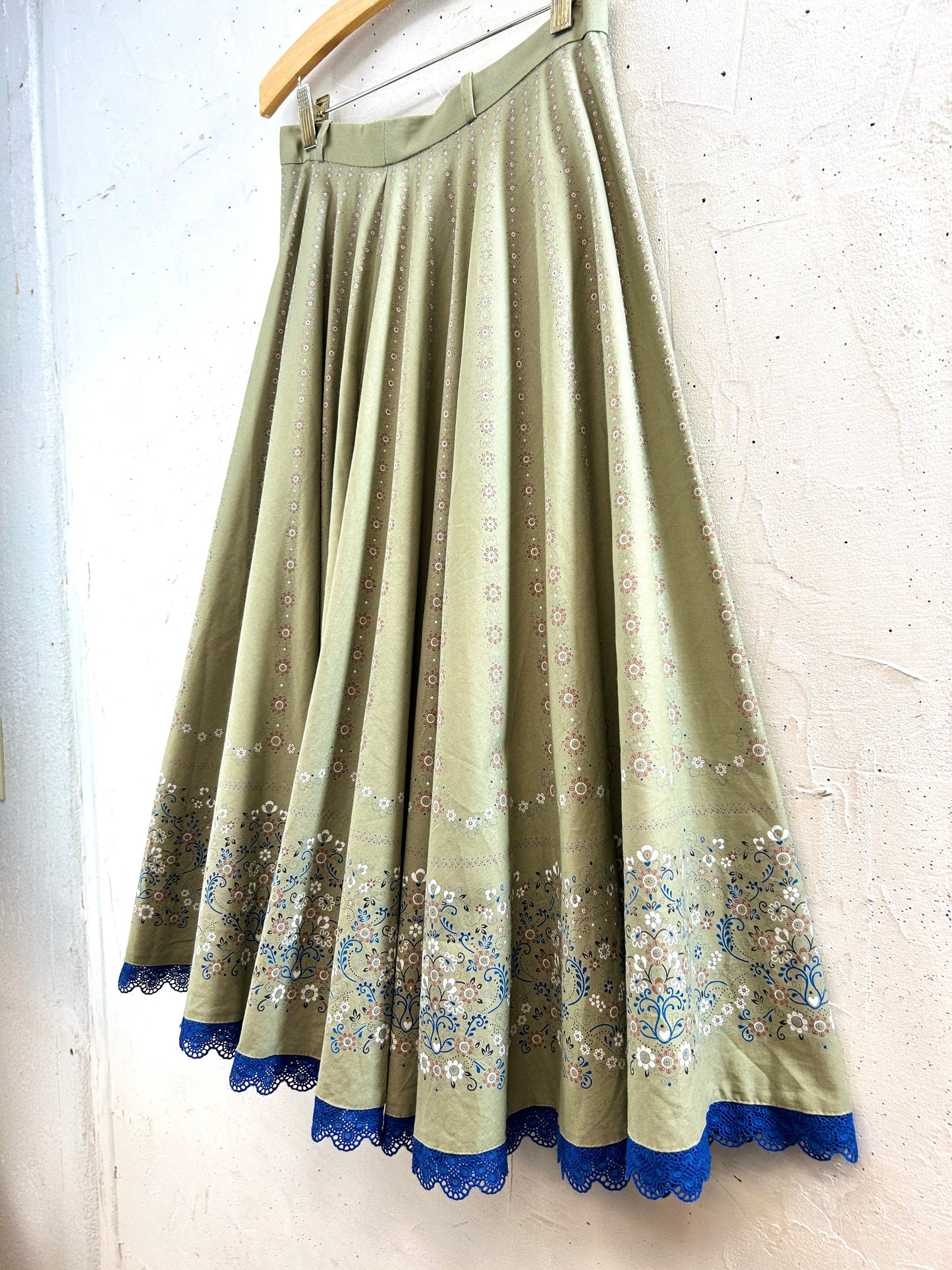 Vintage Tyrol Skirt  [J30679]