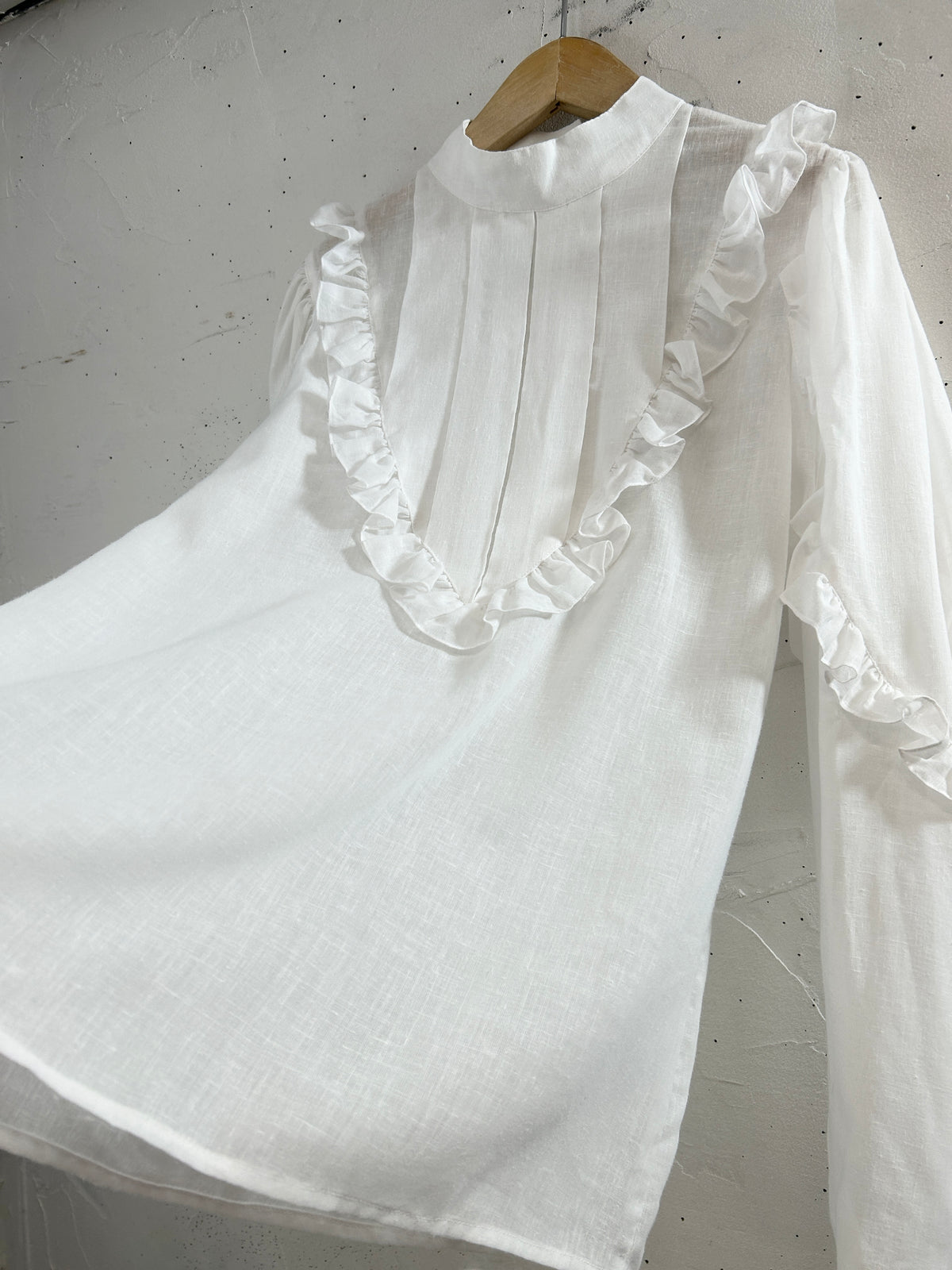 Vintage White Blouse [I33743]