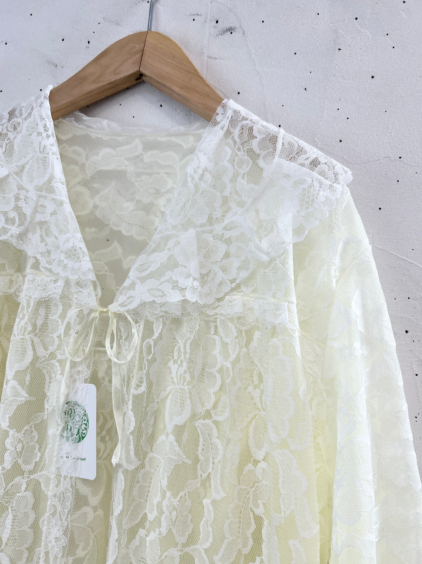 Vintage Lace Gown [C31746]