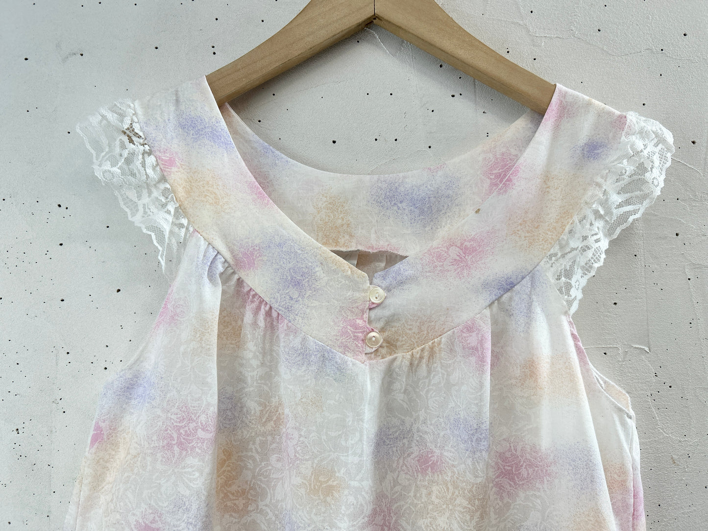Vintage Tops [C31866]