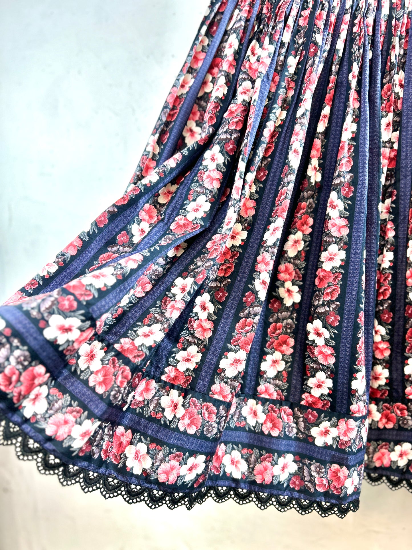 Vintage Tyrol Skirt [H30955]