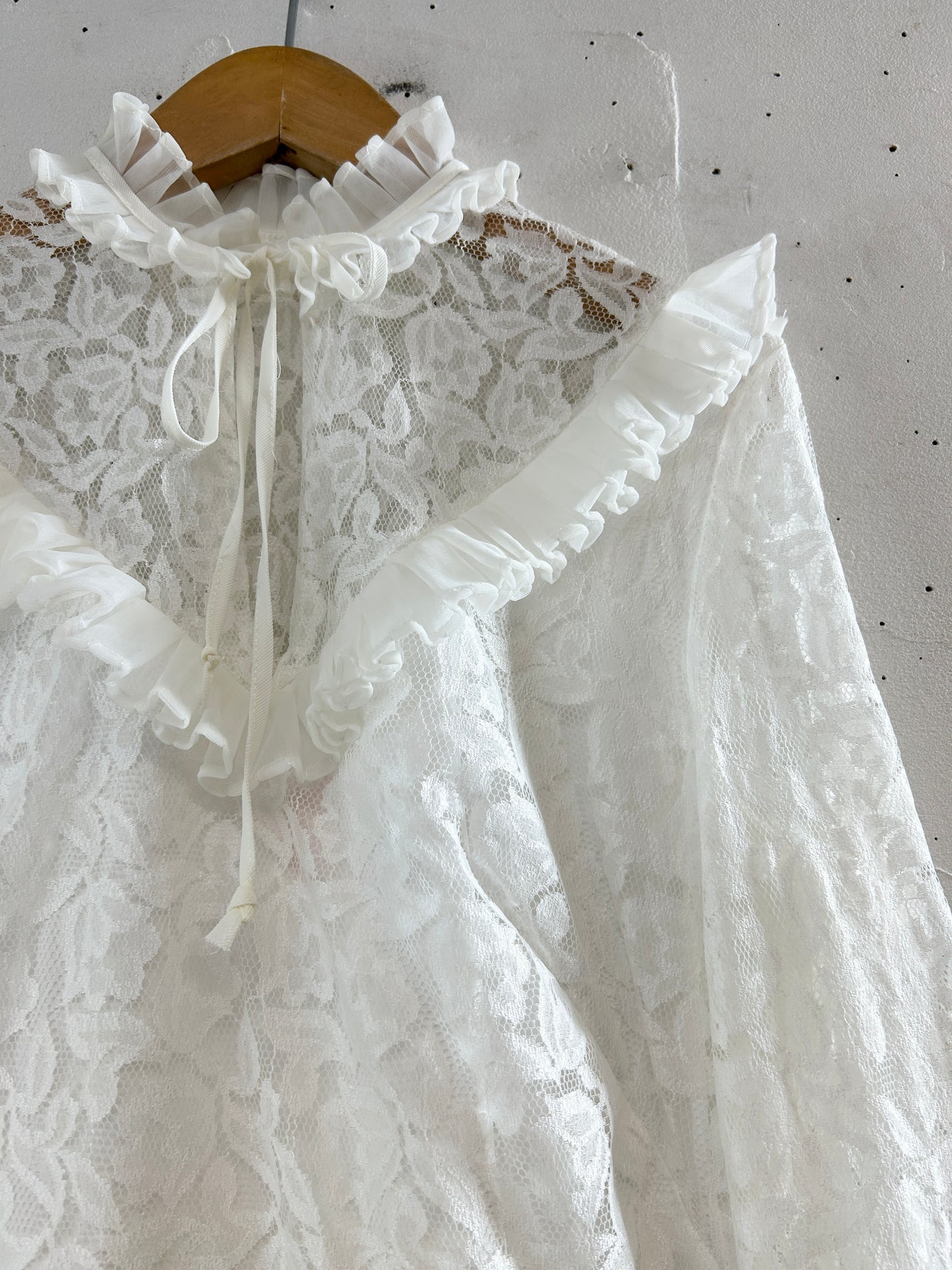 Vintage White Lace Dress [K30817]