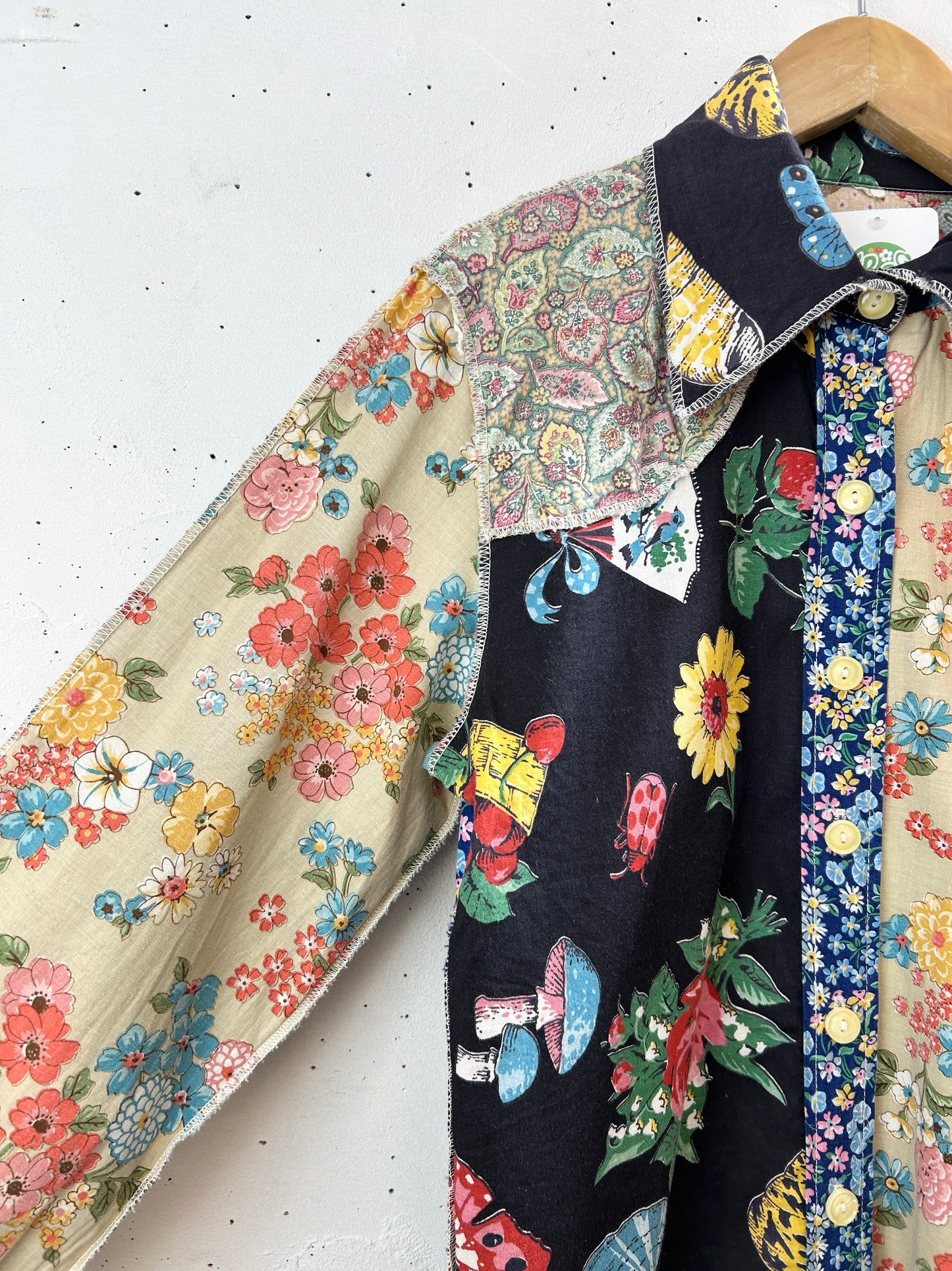 Vintage Patch Shirt [H30862]