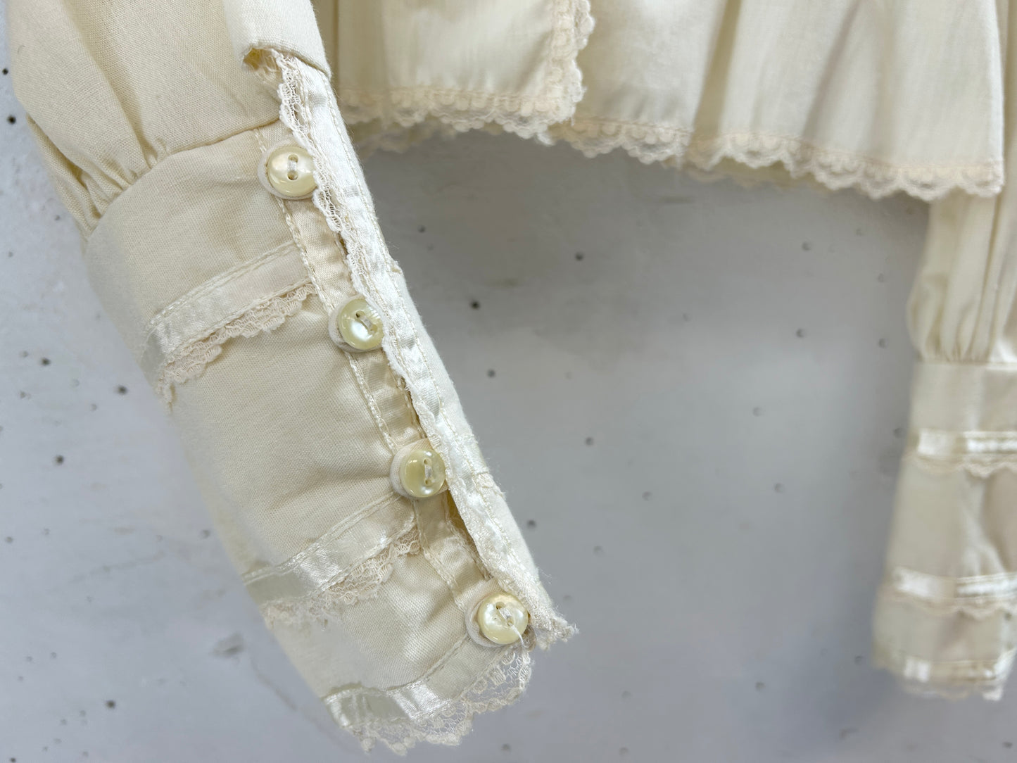 '70s Vintage Blouse 〜GUNNE SAX〜 [H30843]