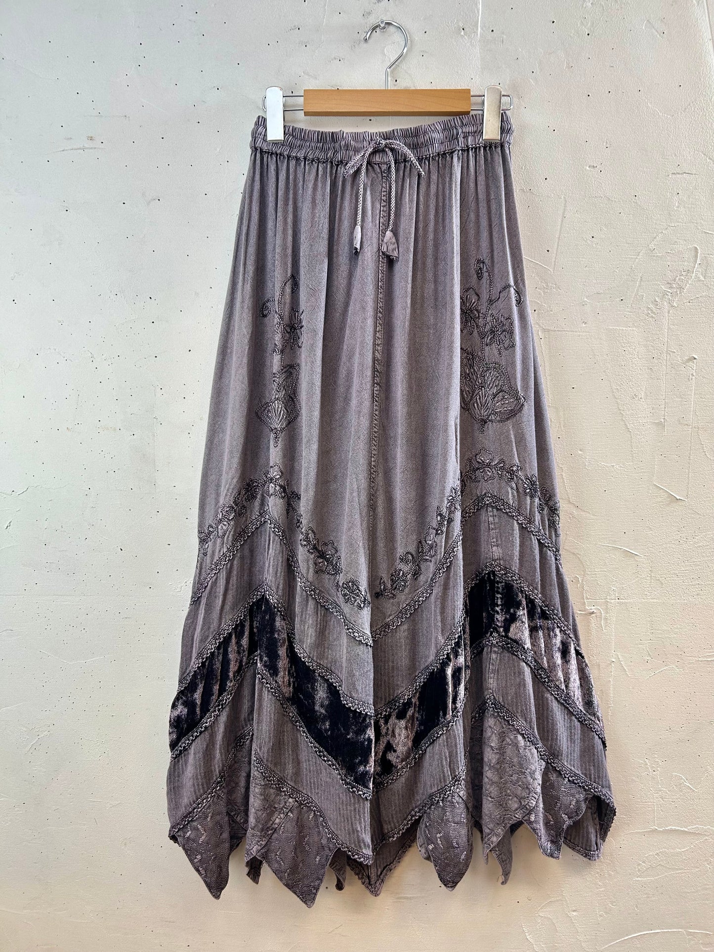 Vintage Viscose Skirt [G30659]